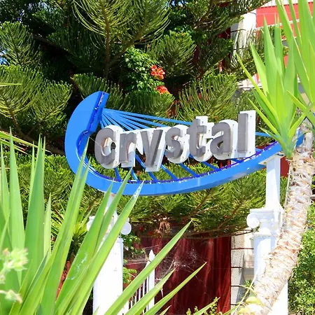 アパート Crystal *